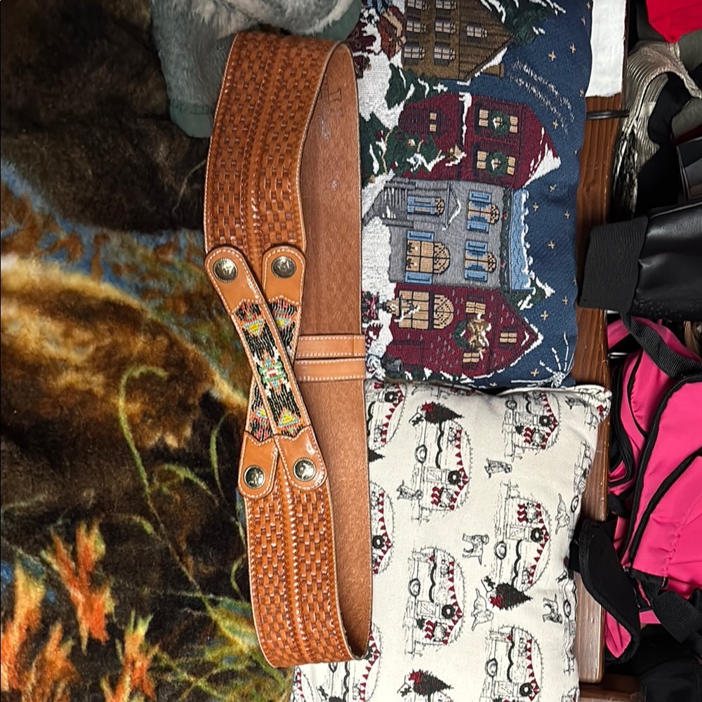 Brown Leather Western Belt with Embroidered Detail